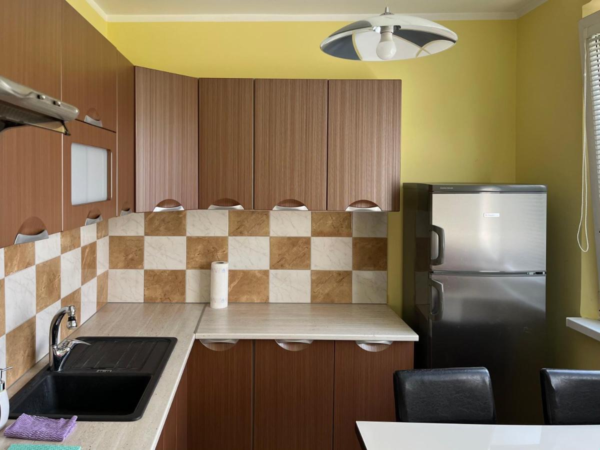 Elegant Escape Apartment - Free Parking, Easy Access To City Centre ブラチスラヴァ エクステリア 写真